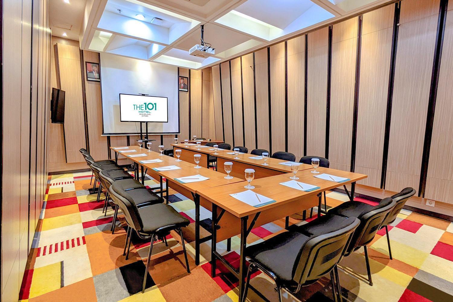 Hotel The 1O1 Bandung Dago Zewnętrze zdjęcie